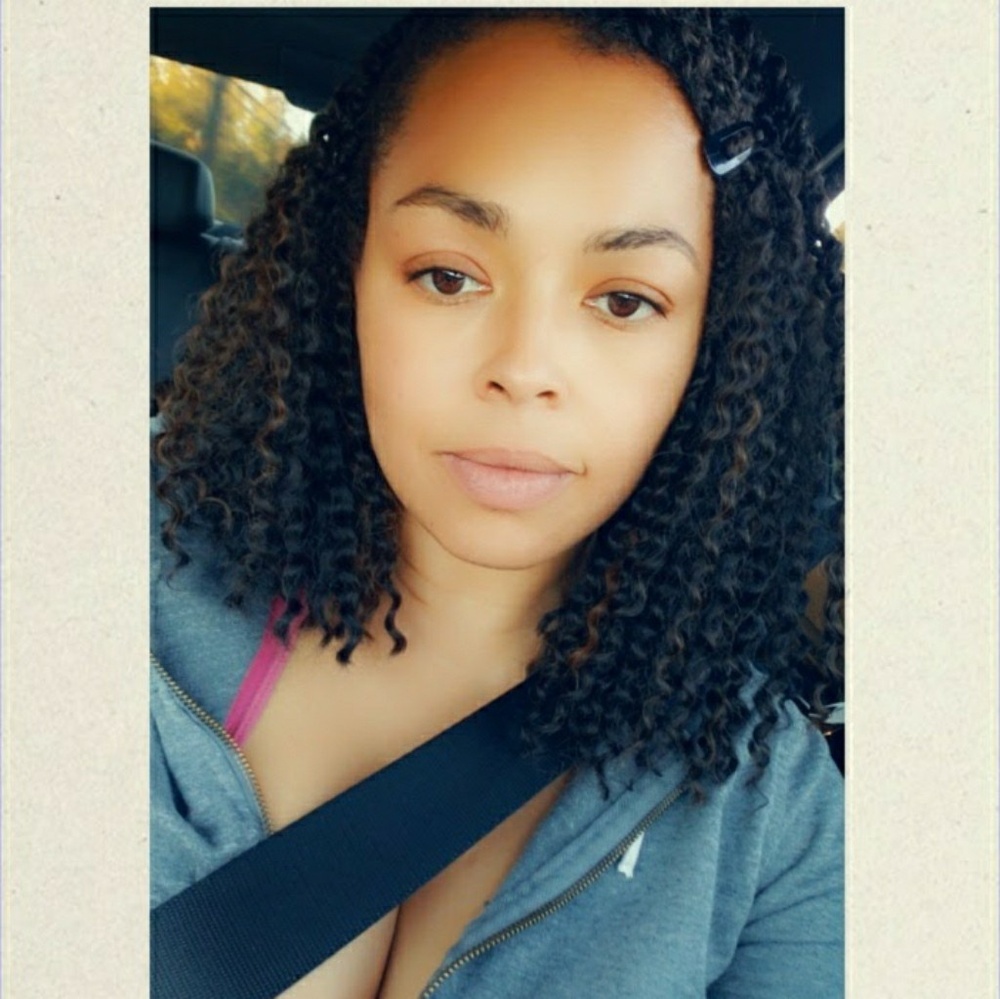 Meet your Posher, Qiahna